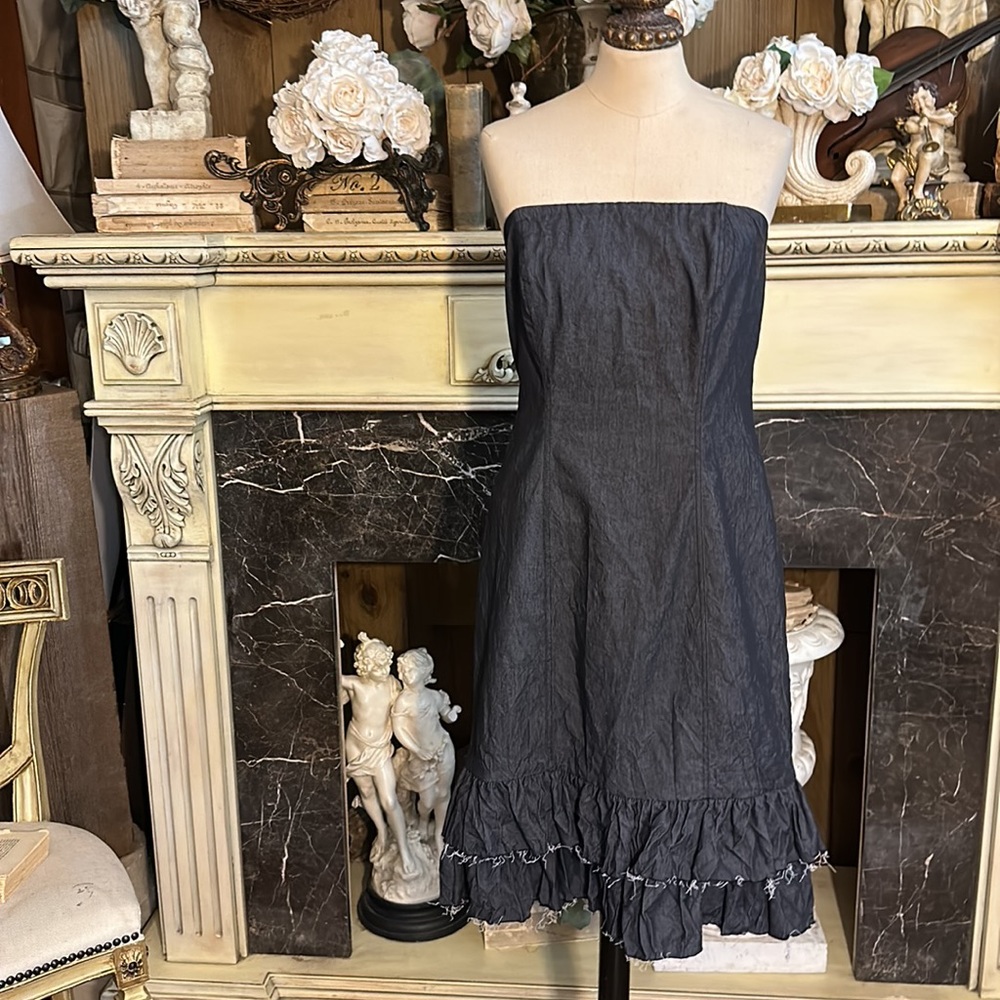 SALE!!!!!!  Nicole Miller strapless denim dress with ruffled hem